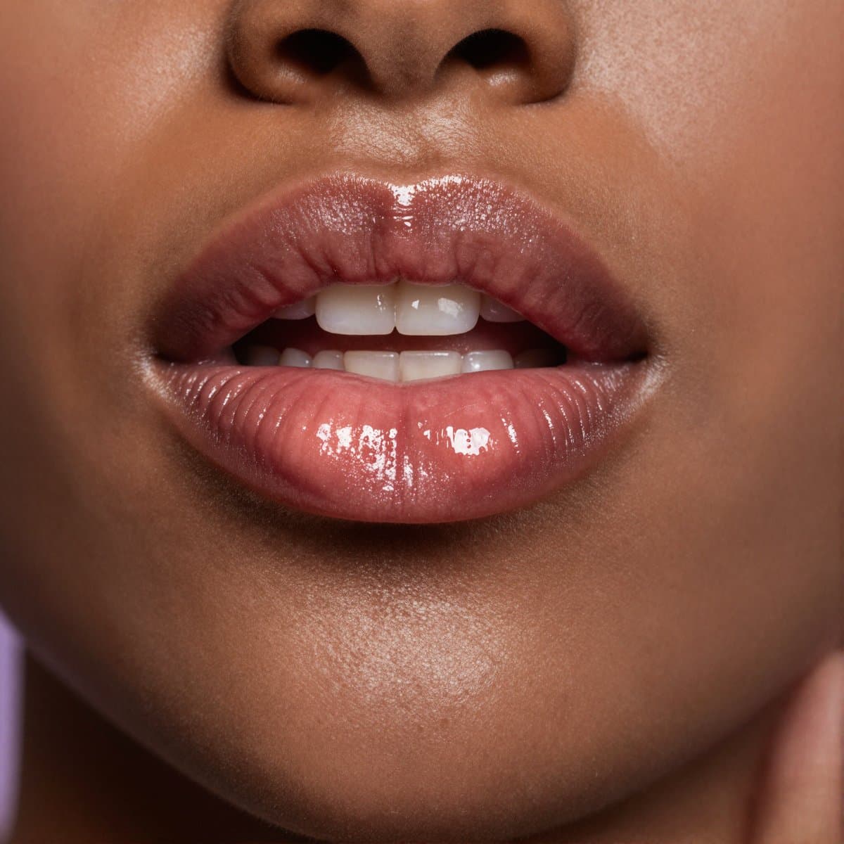 Berry Bliss Gloss in action